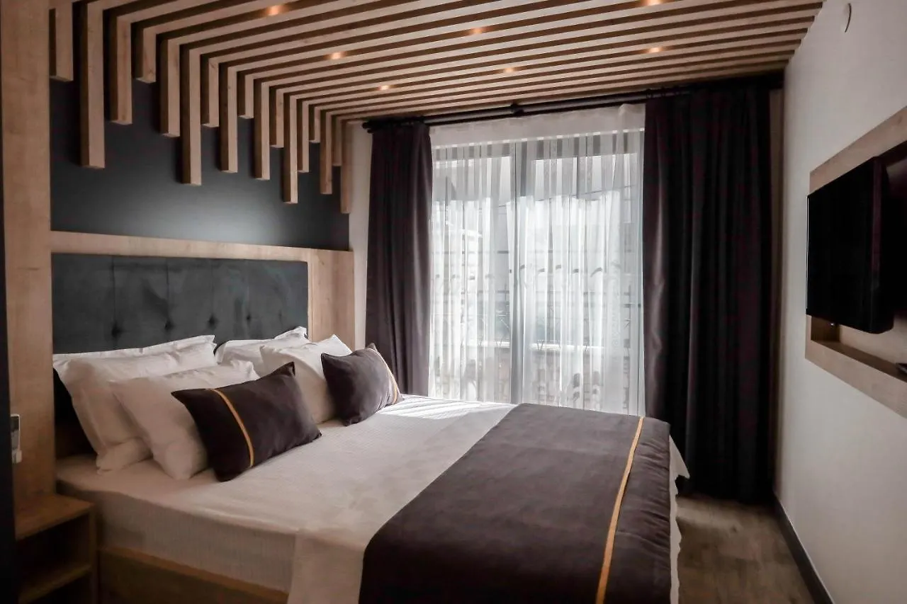 Badawood Arjin Hotell Ayvalı