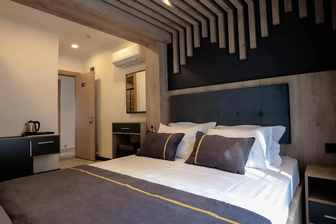 Badawood Arjin Hotell Ayvalı